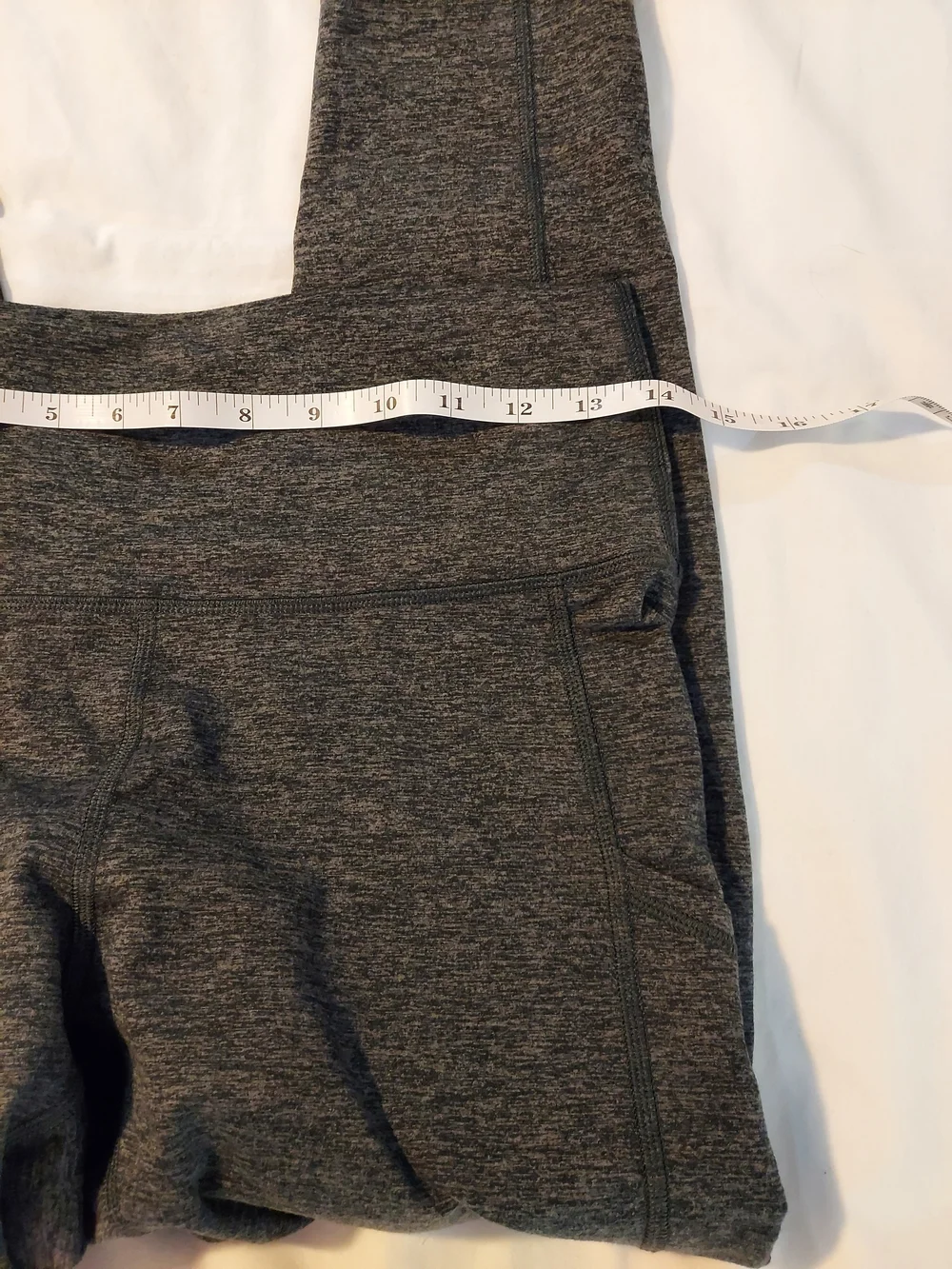 Aerie Chill. Play. Move. High-Rise Leggings - Heathered Gray - Large Short